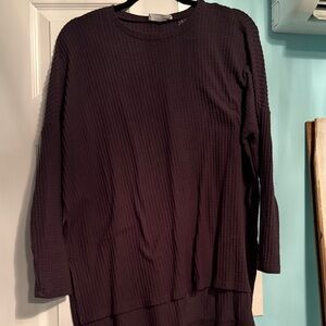 Zenana Outfitters Black Ribbed Long Sleeve Tee